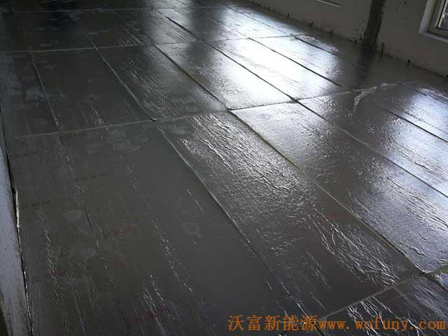 青島德沃幼兒園空氣源熱泵項目施工案例地暖施工、主機施工，空氣源熱泵項目調試成功，項目展示實例&mdash;&mdash;空氣源熱泵地暖鋪管5