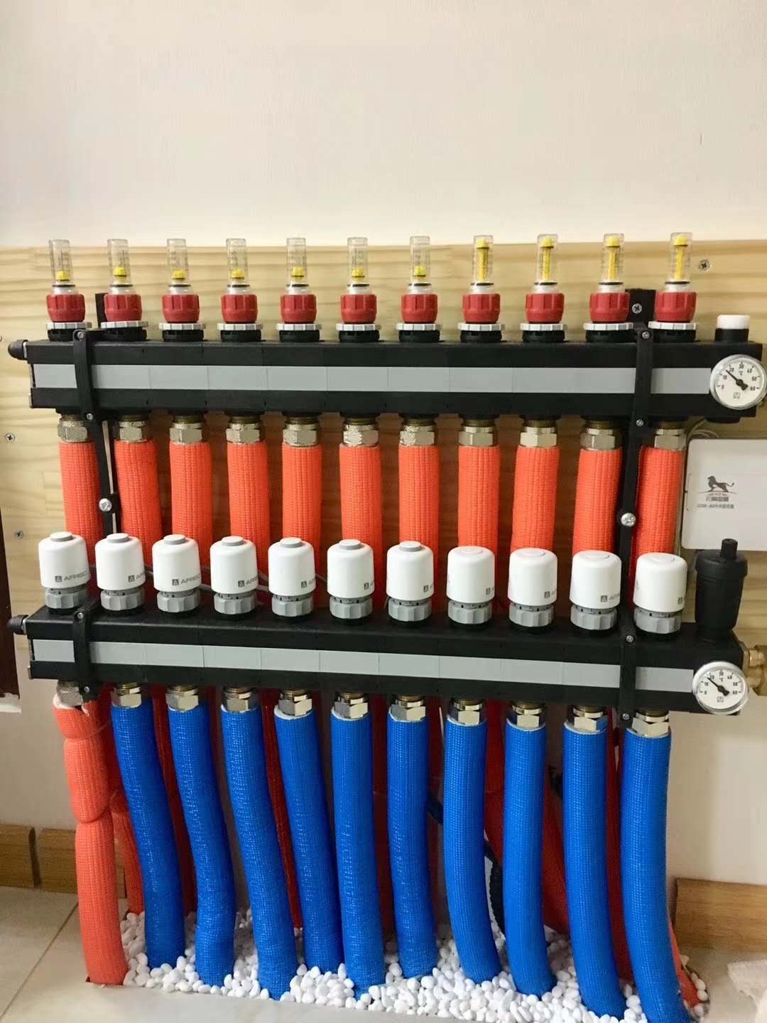 別墅地源熱泵空調管道